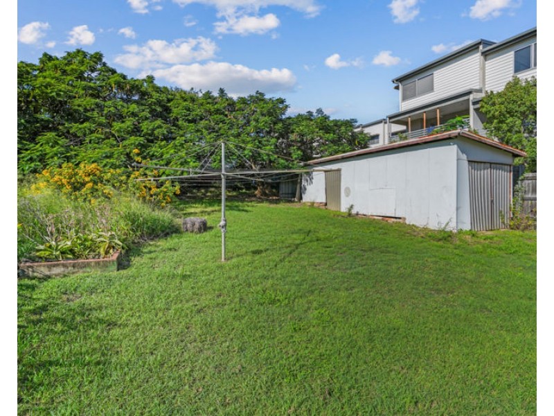 98 Glenlyon Street, Gladstone QLD 4680