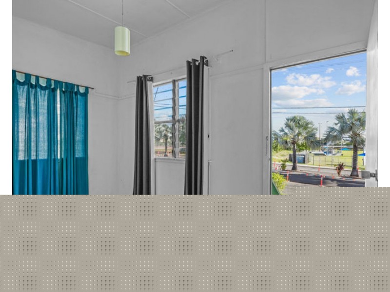 98 Glenlyon Street, Gladstone QLD 4680