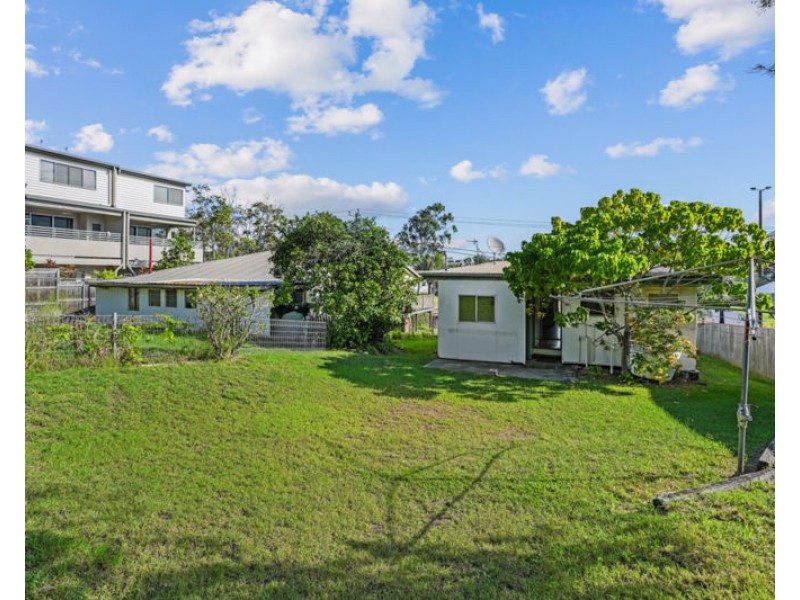 98 Glenlyon Street, Gladstone QLD 4680