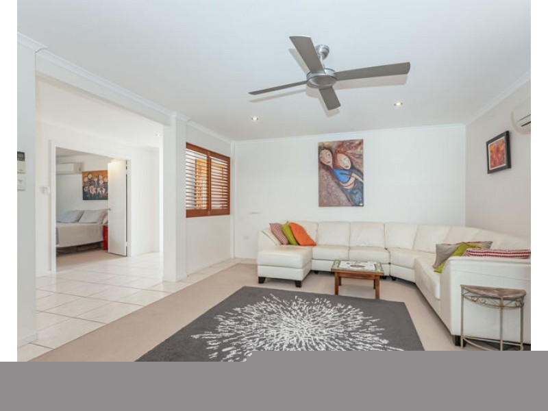 13 Leonie Court, New Auckland QLD 4680