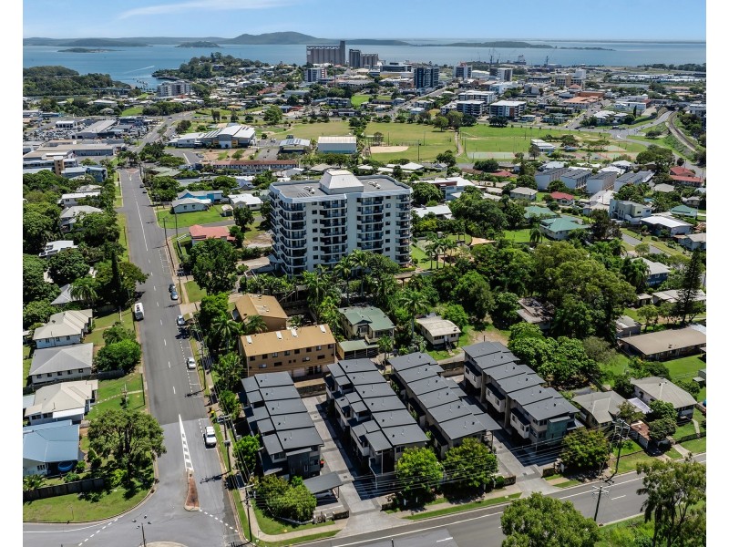 11/10-12 Flinders Street, West Gladstone QLD 4680