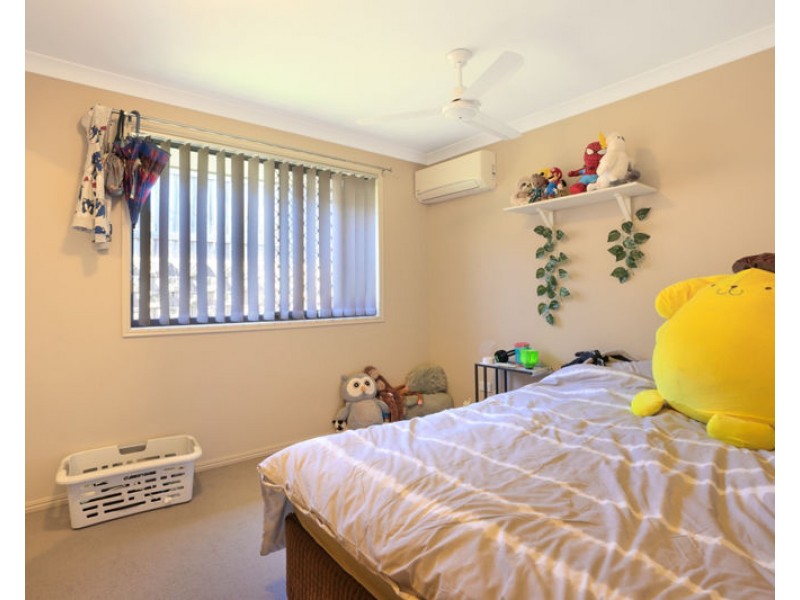 17 Julius Crescent, Clinton QLD 4680