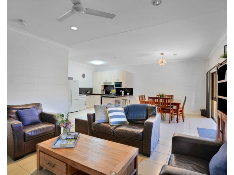1/21 Marian Close, Sun Valley QLD 4680