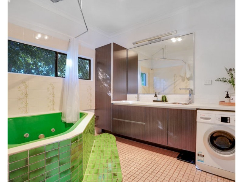 1/21 Marian Close, Sun Valley QLD 4680