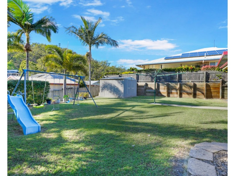 9 Buckingham Court, Telina QLD 4680