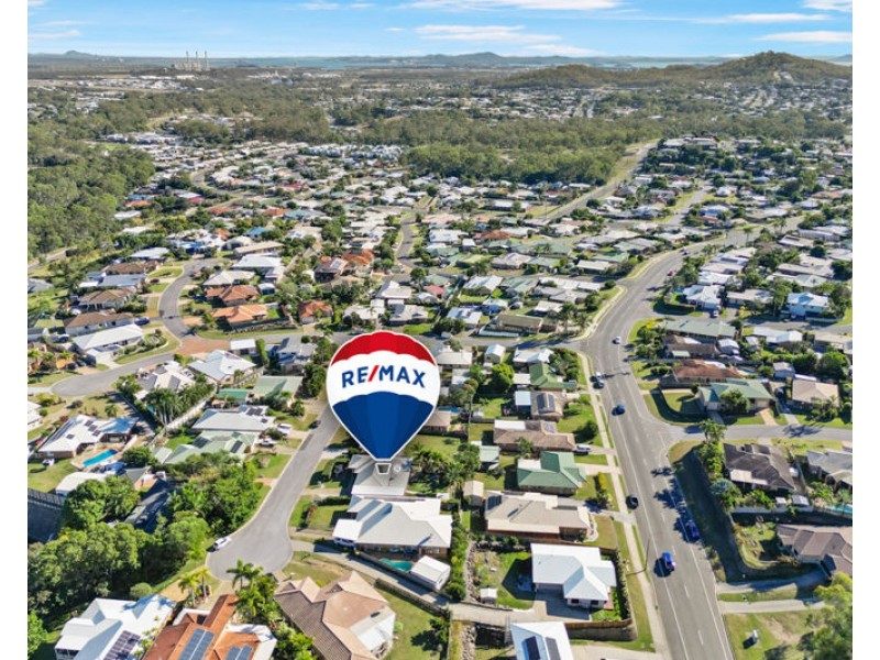 9 Buckingham Court, Telina QLD 4680