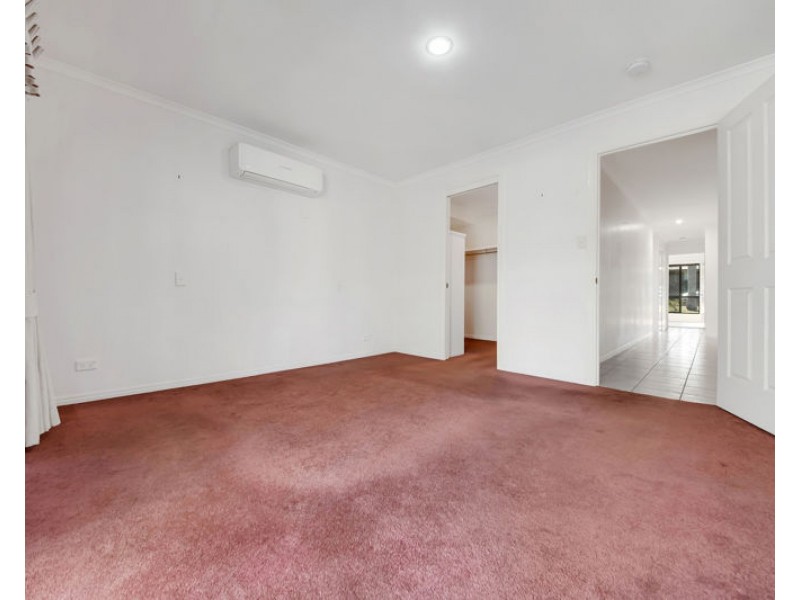 11 Somerset Close, Clinton QLD 4680