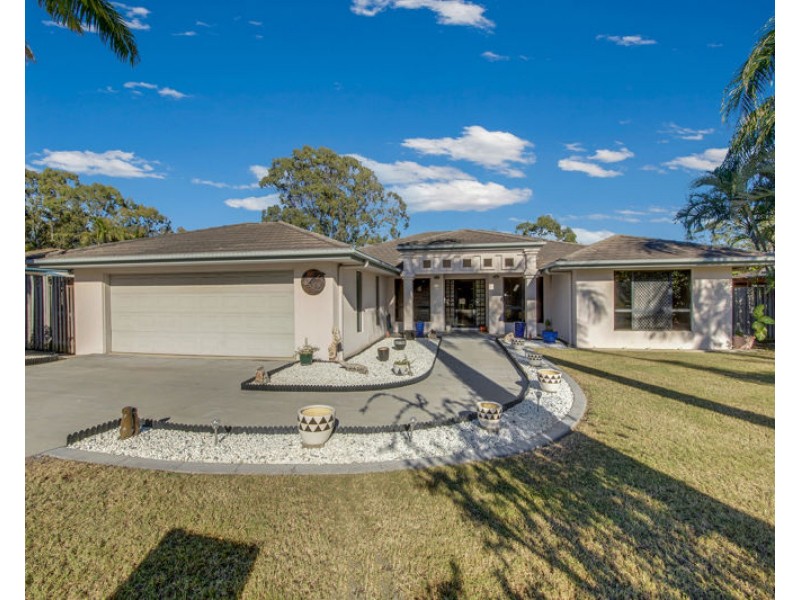 11 Somerset Close, Clinton QLD 4680