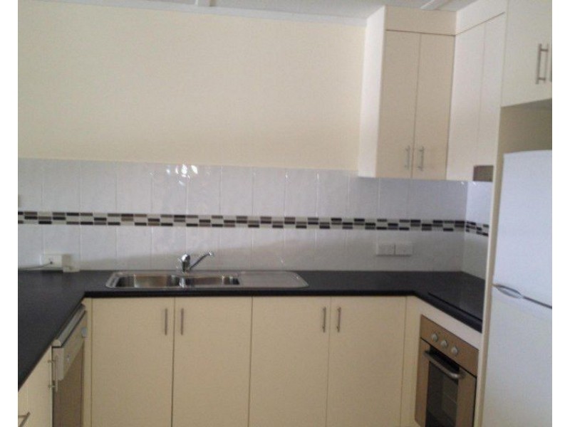 7/35 Butler Street, New Auckland QLD 4680