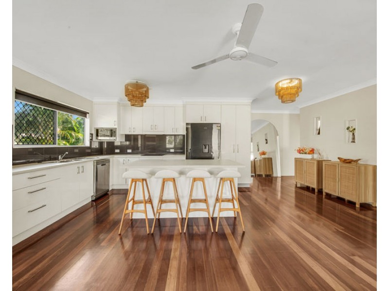 5 Carol Street, Sun Valley QLD 4680