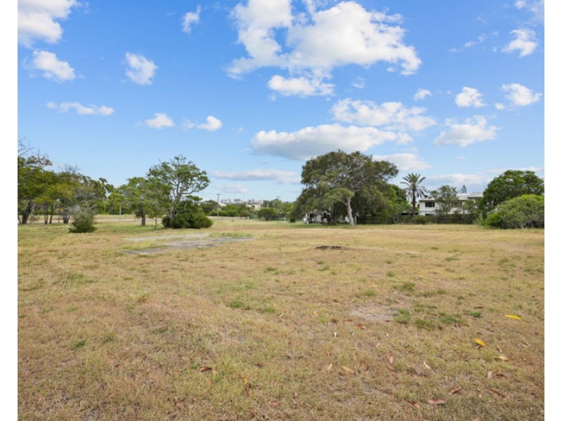 85 Barney Street, Barney Point QLD 4680