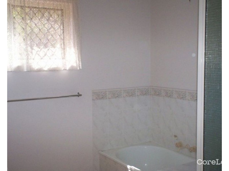 125A & 125B Dalrymple Drive, Toolooa QLD 4680