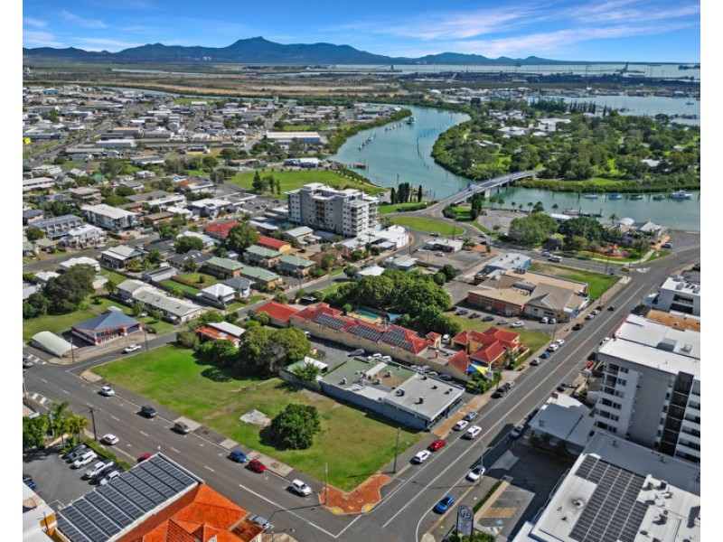 31 Goondoon Street, Gladstone QLD 4680