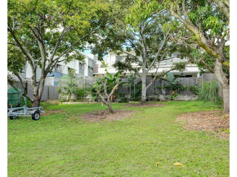 59 Tank Street, West Gladstone QLD 4680