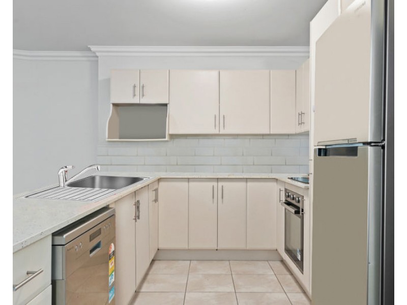 7/8A Wyndham Avenue, Boyne Island QLD 4680