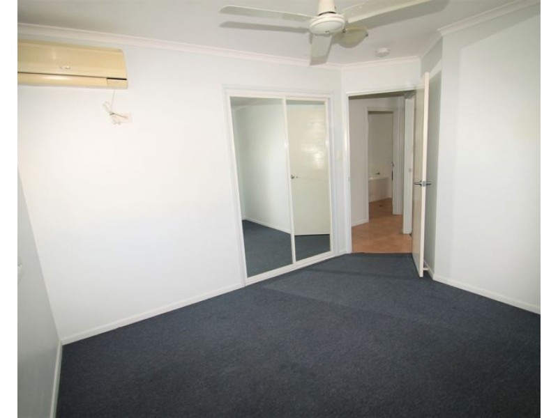 1/50 Marten Street, South Gladstone QLD 4680