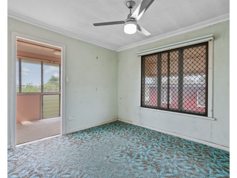 66 Flinders Street, West Gladstone QLD 4680