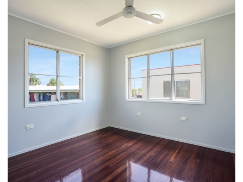 5 Hansen Crescent, Clinton QLD 4680