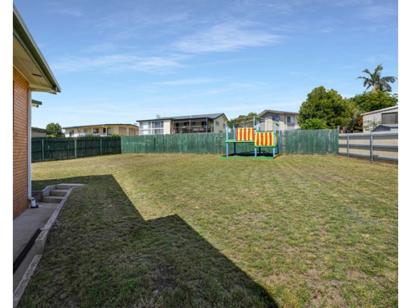 5 Hansen Crescent, Clinton QLD 4680