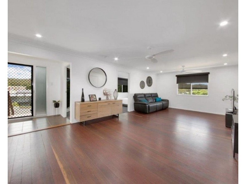 226 Oaka Street, South Gladstone QLD 4680