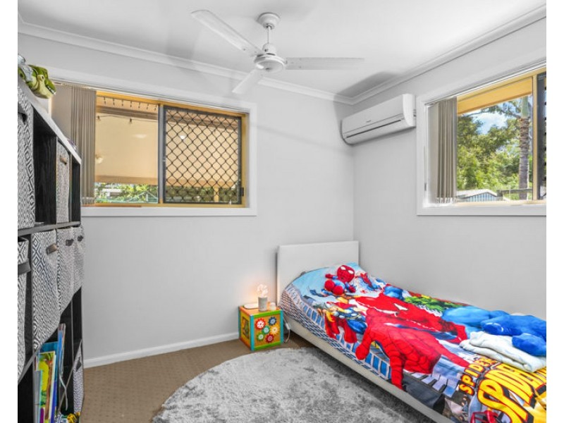 10 Connolly Court, Telina QLD 4680