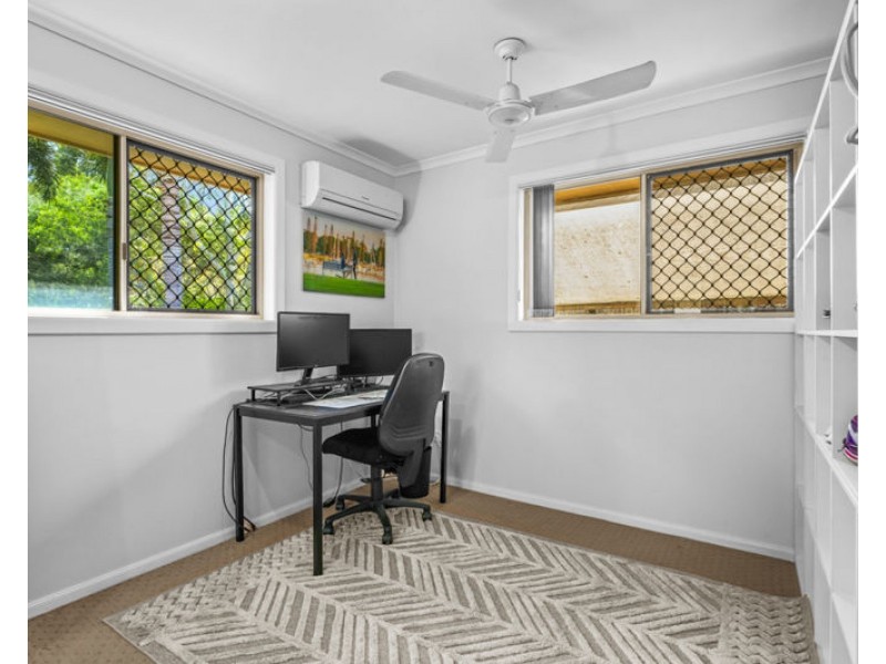 10 Connolly Court, Telina QLD 4680