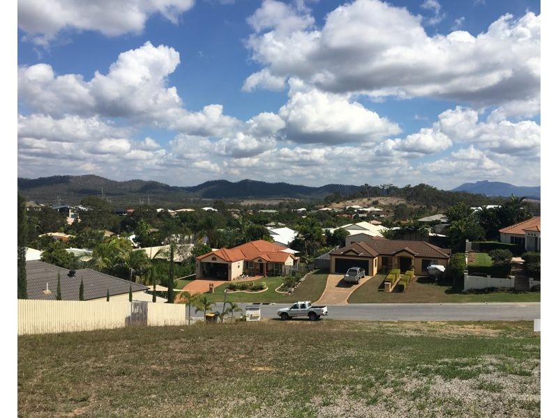 21 Wivenhoe Close, Clinton QLD 4680
