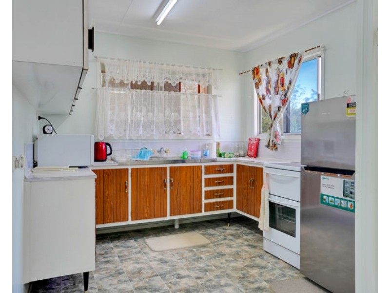 9 Patrick Street, West Gladstone QLD 4680