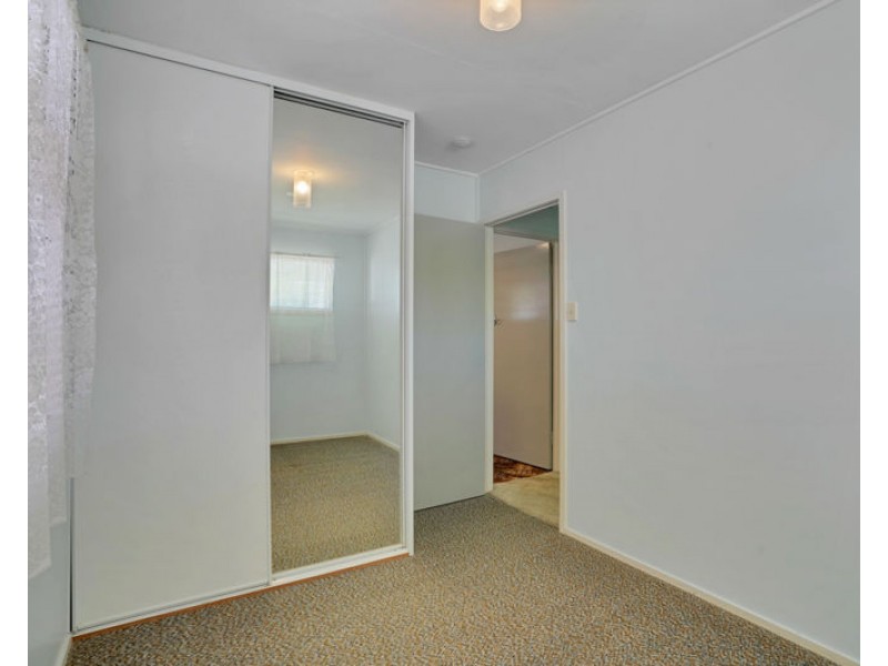 9 Patrick Street, West Gladstone QLD 4680