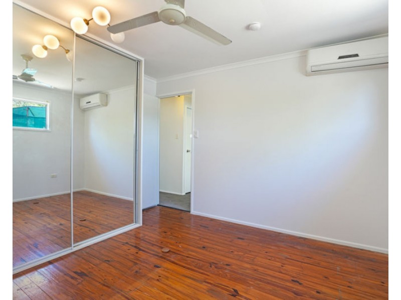 31 Pine Avenue, West Gladstone QLD 4680
