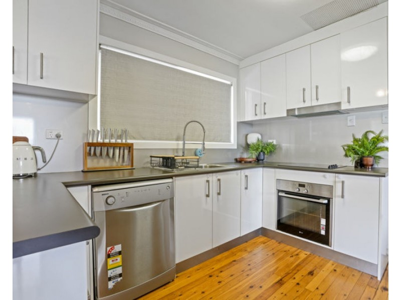 29 Wilson Street, New Auckland QLD 4680