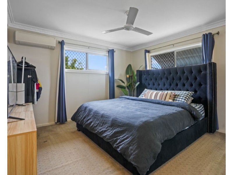 29 Wilson Street, New Auckland QLD 4680