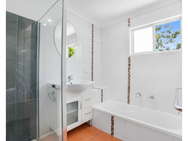 46 Sandpiper Avenue, New Auckland QLD 4680