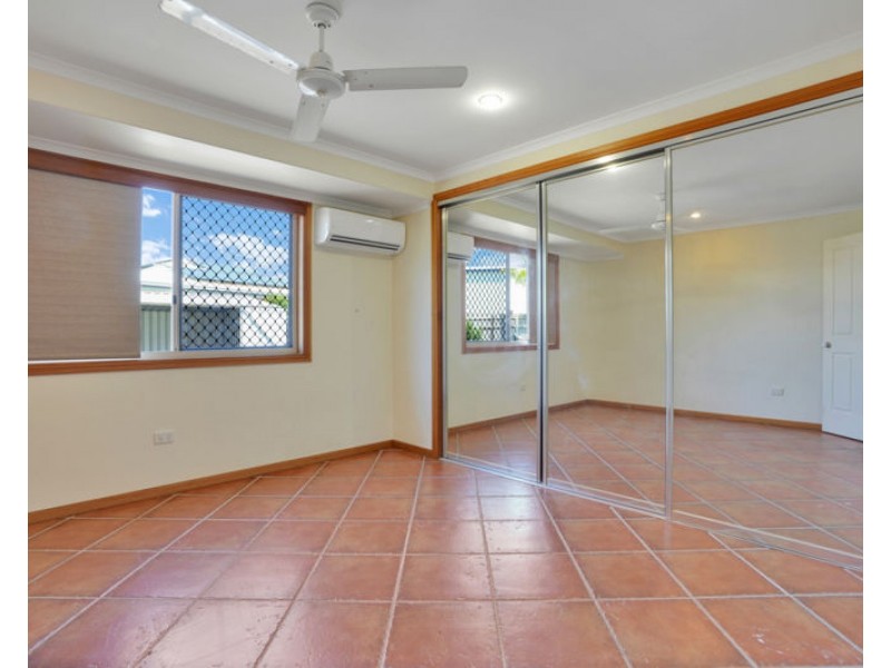 17 Riverside Drive, Tannum Sands QLD 4680