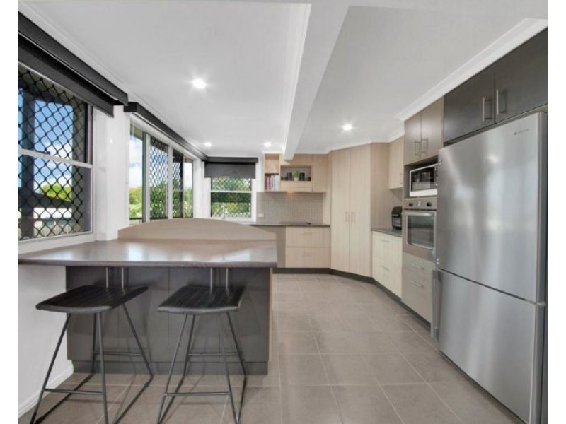 226 Oaka Street, South Gladstone QLD 4680