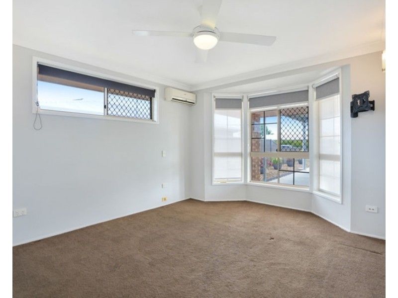 22 Kinghorn Street, Kalkie QLD 4670