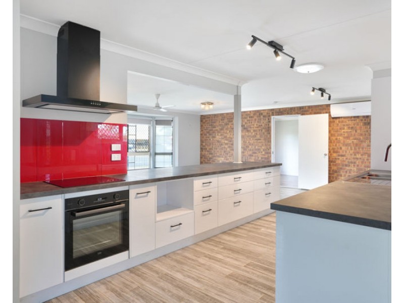 22 Kinghorn Street, Kalkie QLD 4670