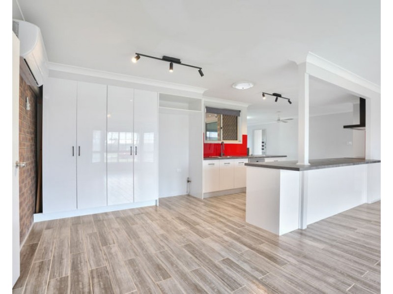 22 Kinghorn Street, Kalkie QLD 4670