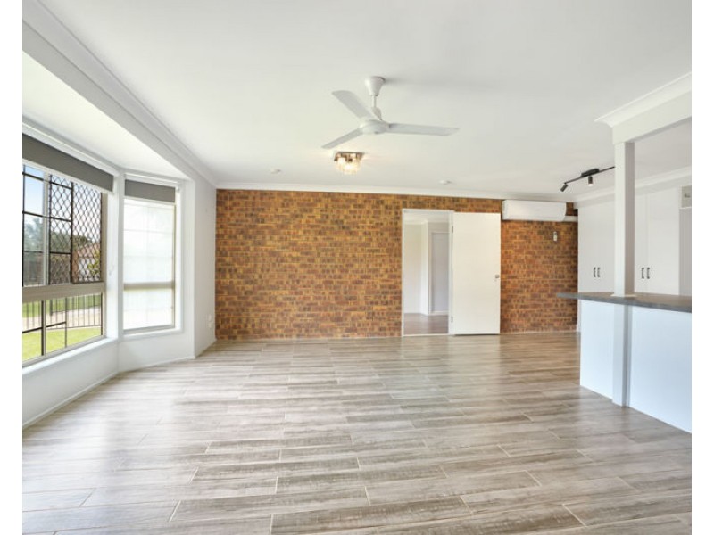 22 Kinghorn Street, Kalkie QLD 4670