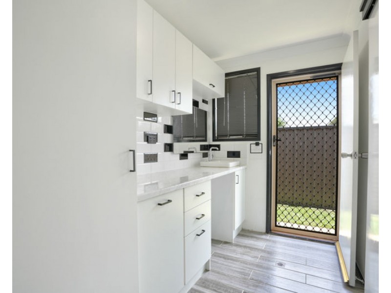 22 Kinghorn Street, Kalkie QLD 4670