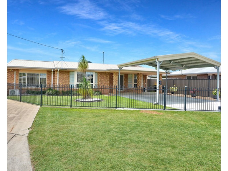 22 Kinghorn Street, Kalkie QLD 4670