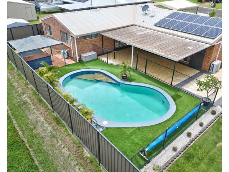 22 Kinghorn Street, Kalkie QLD 4670