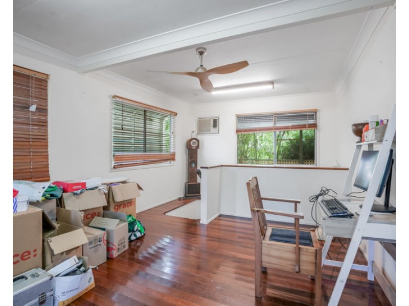 1 Steed Street, West Gladstone QLD 4680