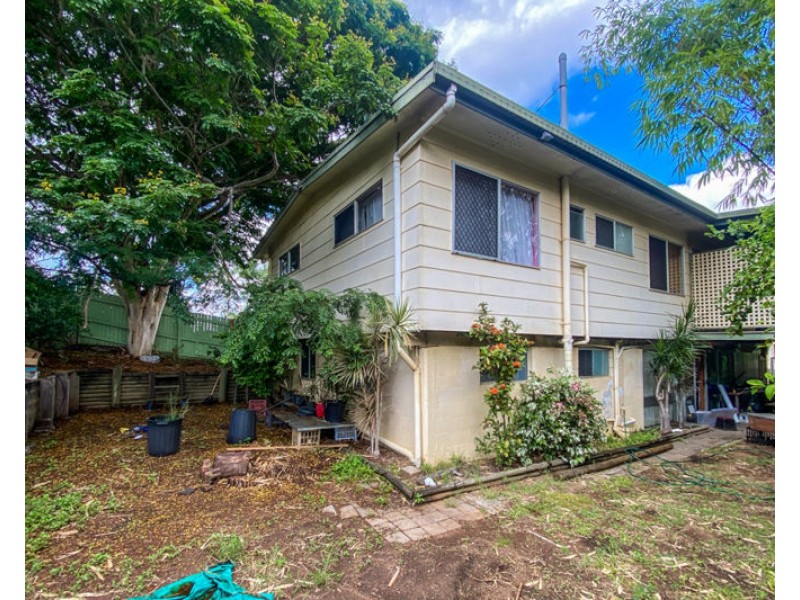 1 Steed Street, West Gladstone QLD 4680