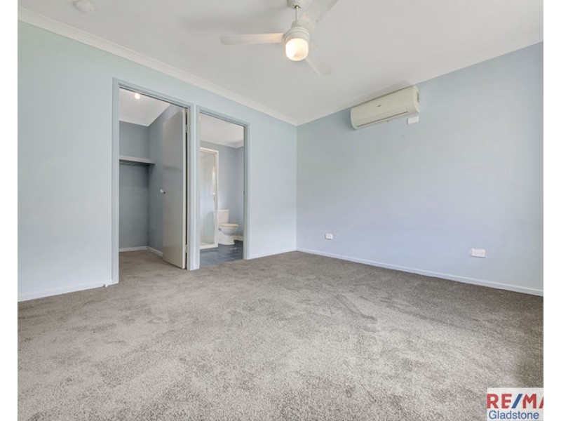 22 Flounder Crescent, Toolooa QLD 4680