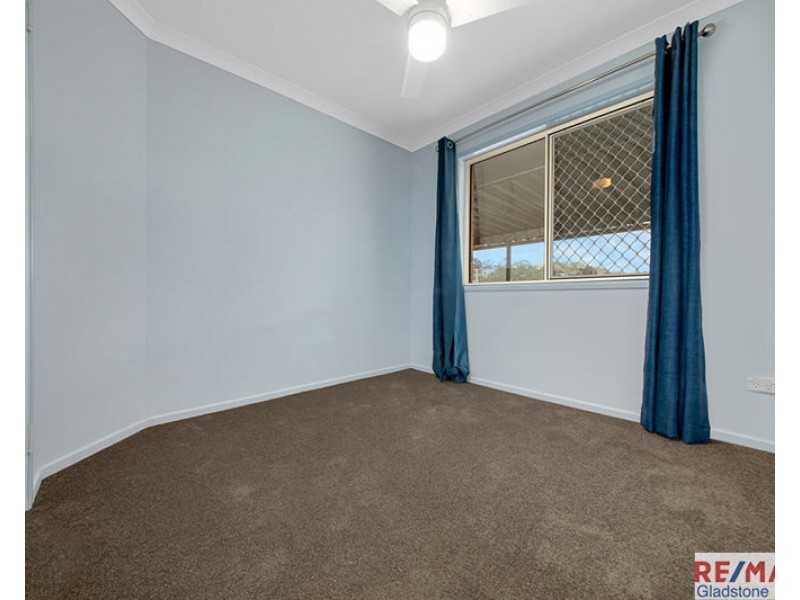 22 Flounder Crescent, Toolooa QLD 4680