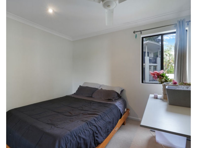 5/8a Wyndham Avenue, Boyne Island QLD 4680