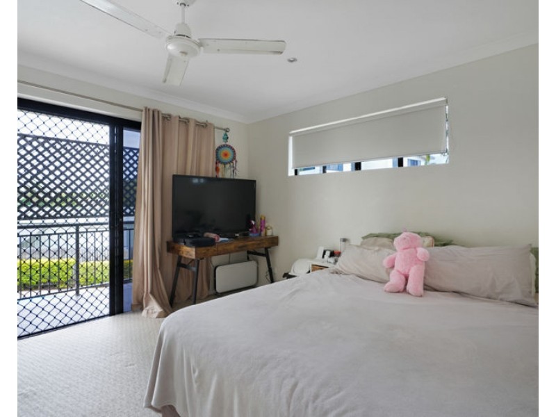 5/8a Wyndham Avenue, Boyne Island QLD 4680