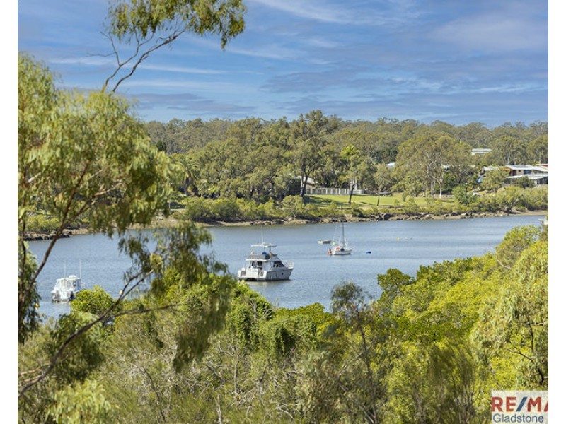 8/2 The Promenade, Boyne Island QLD 4680