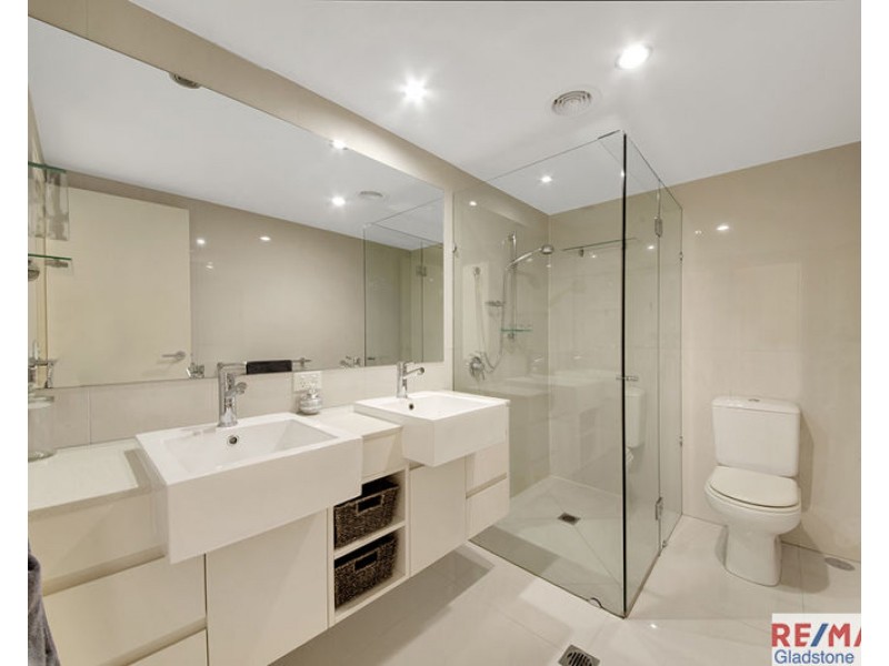 8/2 The Promenade, Boyne Island QLD 4680